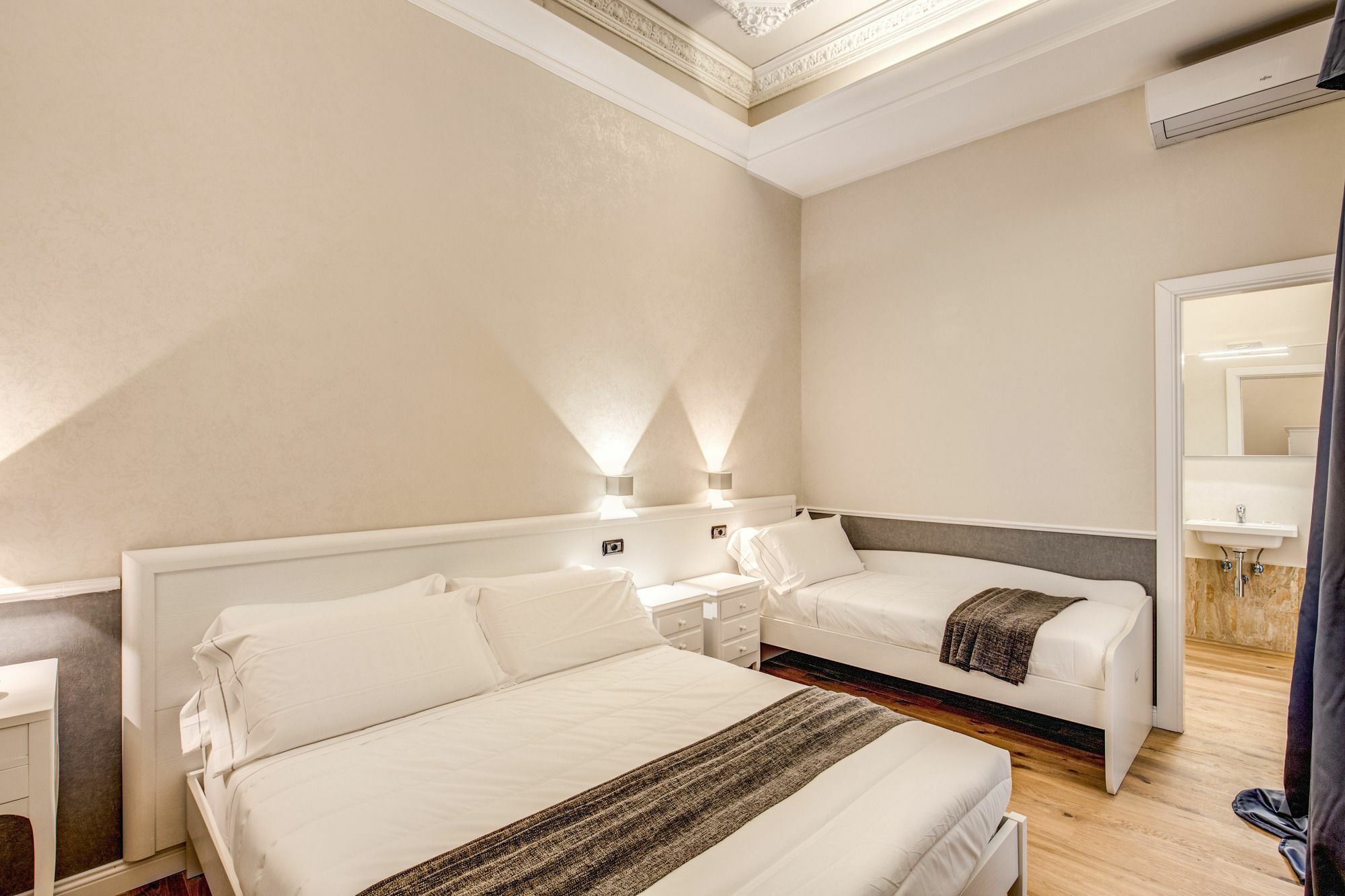 Suite In Rome Veneto Екстер'єр фото